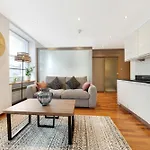 Urban London Base, 6Mins Walk To Marble Arch Station, 8Mins Walk To Hyde Park