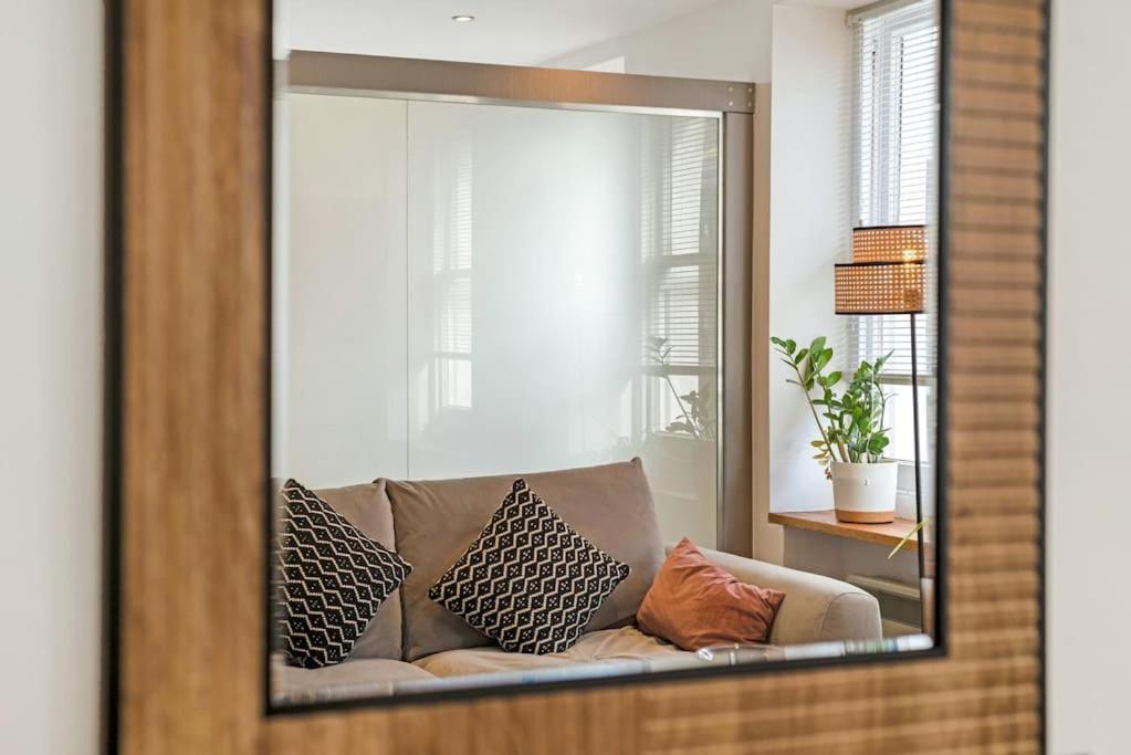 1 Bedroom Edgeware Retreat Apartment
