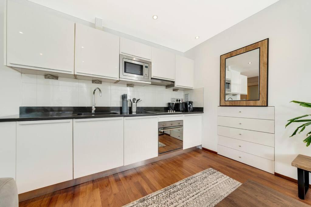 1 Bedroom Edgeware Retreat
